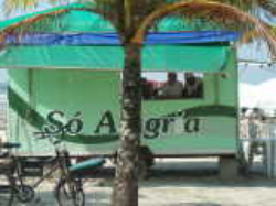 vende-se treiller na praia em frente ao Sesc Bertioga licenciado 2010